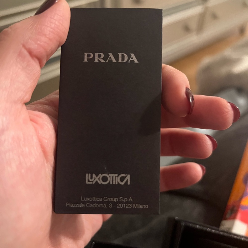 Never worn new Prada Tortoise Shell Sunglasses NWT - image 6